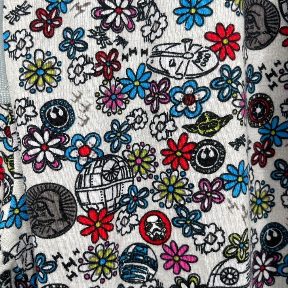 Vera Bradley Gray Star Wars Far Far Away Ditsy Jogger Pajama Pants Sz Small NWT - Picture 3 of 9